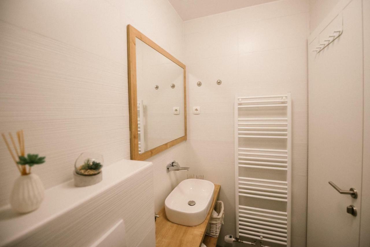 2I Rooms Ðakovo Eksteriør bilde